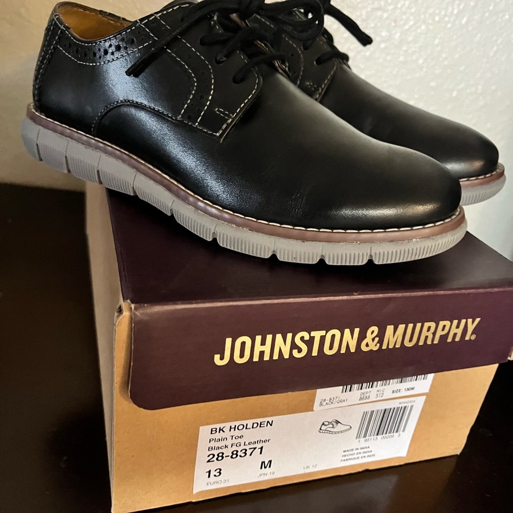 Boys shoes, soft and comfy news with out of tags.